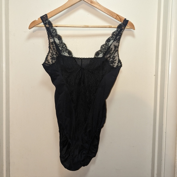 Vintage Formfit Playsuit - Picture 5 of 7